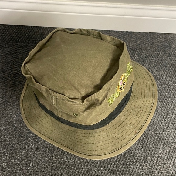 Vintage Tigger Bucket Hat Walt Disney World Green Unisex Mens Womens - Picture 4 of 7